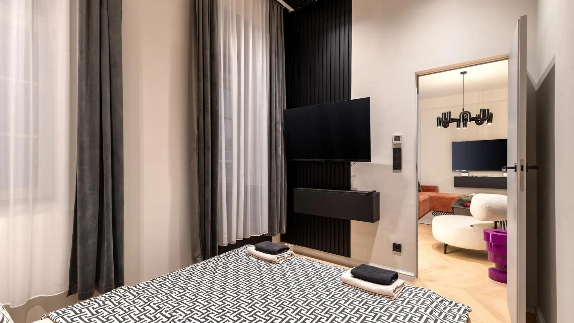 Apartment Gatsby Luxury Suite By Chivi #Freeparking Budapest